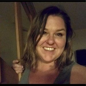 Meet your Posher, Jillian